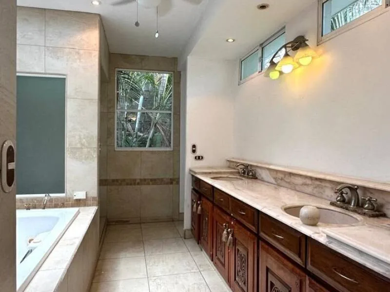 Venta de Casa Chalet en Carretera Sur - foto 16