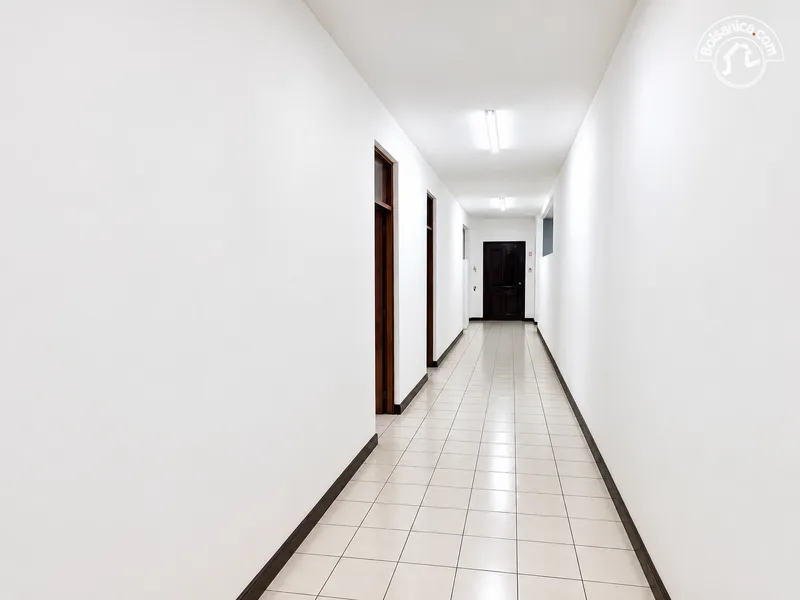 OFICINAS EN RENTA EN ZONA CÉNTRICA DE MANAGUA - foto 3