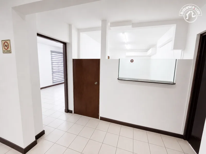 OFICINAS EN RENTA EN ZONA CÉNTRICA DE MANAGUA - foto 2