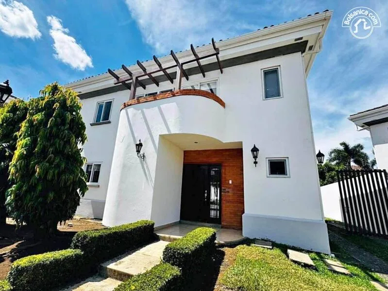 Casa en alquiler en Las Colinas - foto 11