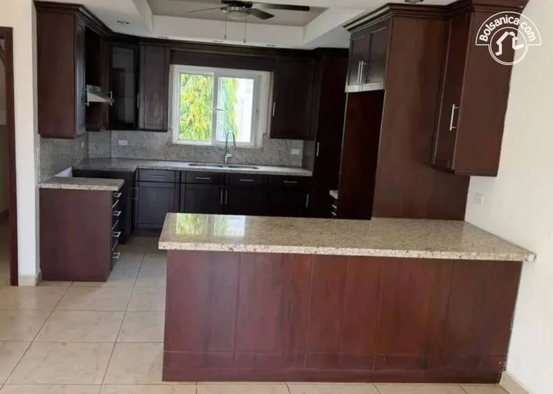 Casa en alquiler en Las Colinas - foto 8