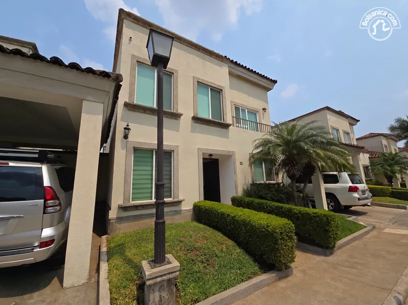 Casa en alquiler en Las Colinas, Managua