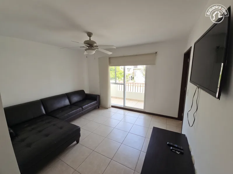 Casa en alquiler en Las Colinas, Managua - foto 2