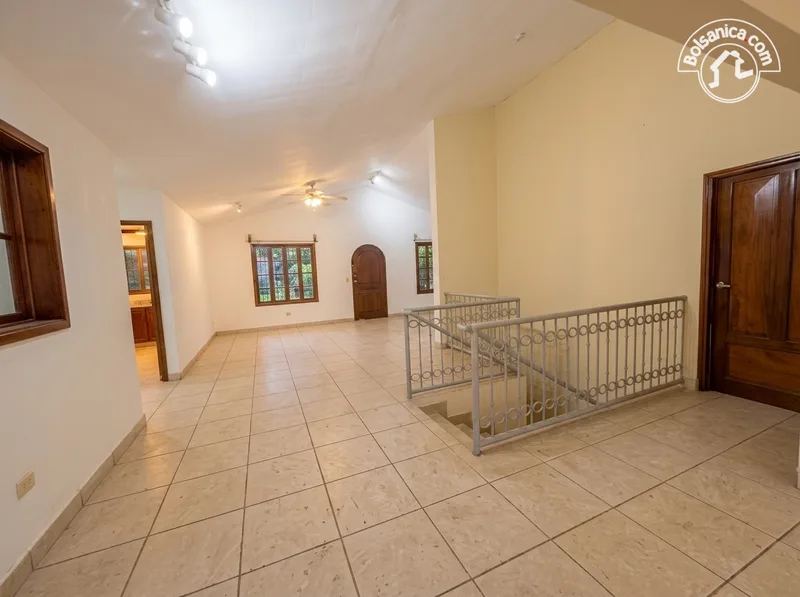 Casa en venta en Las Cumbres, Managua - foto 2