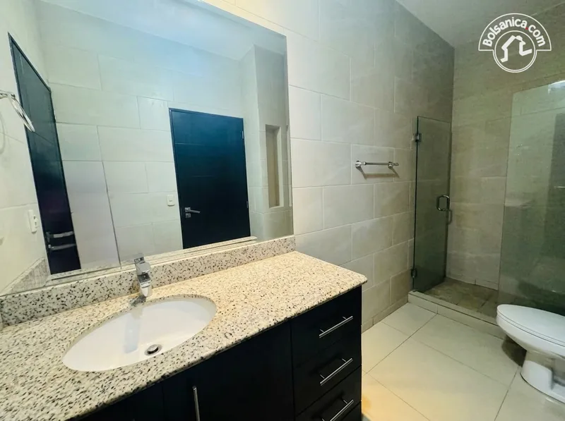 Apartamento en alquiler en Las Cumbres, Managua - foto 9