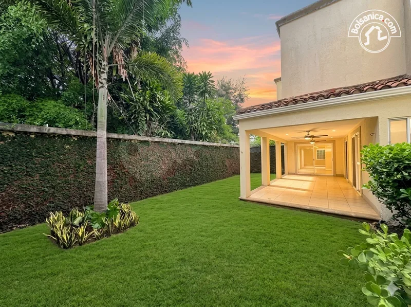 Casa en alquiler en Las Colinas, Managua - foto 16