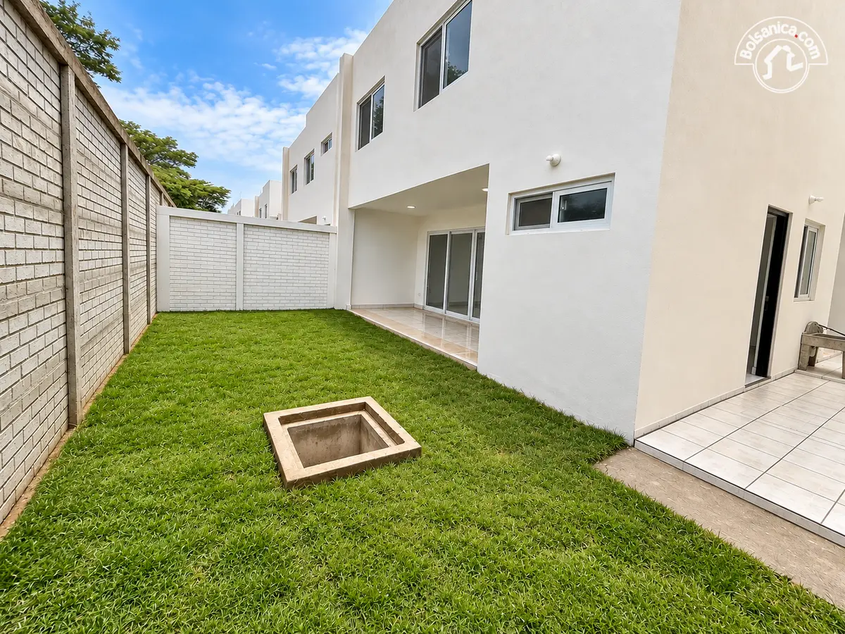 Alquiler de casa en Las Colinas, Managua, foto 17