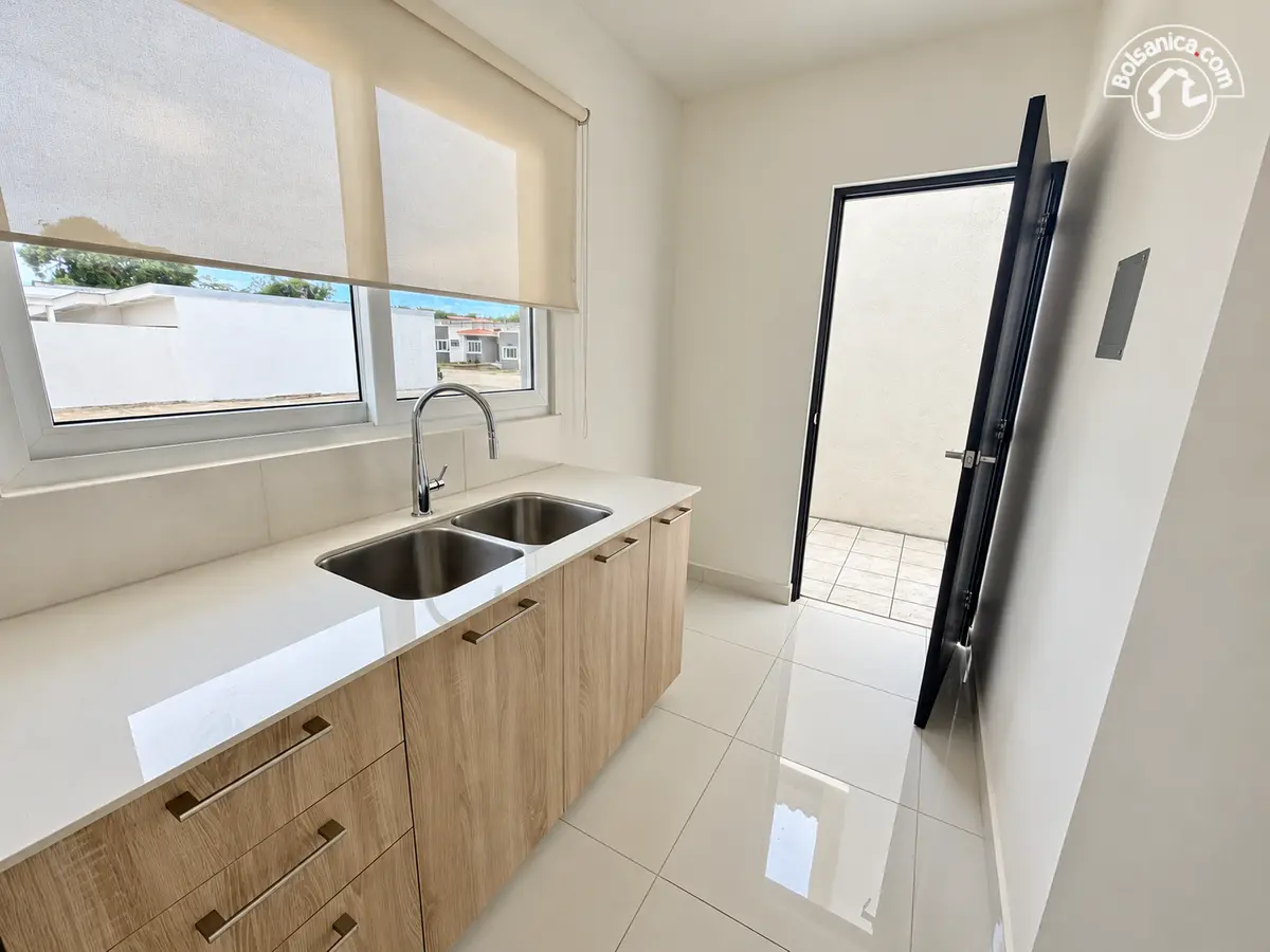 Alquiler de casa en Las Colinas, Managua, foto 14