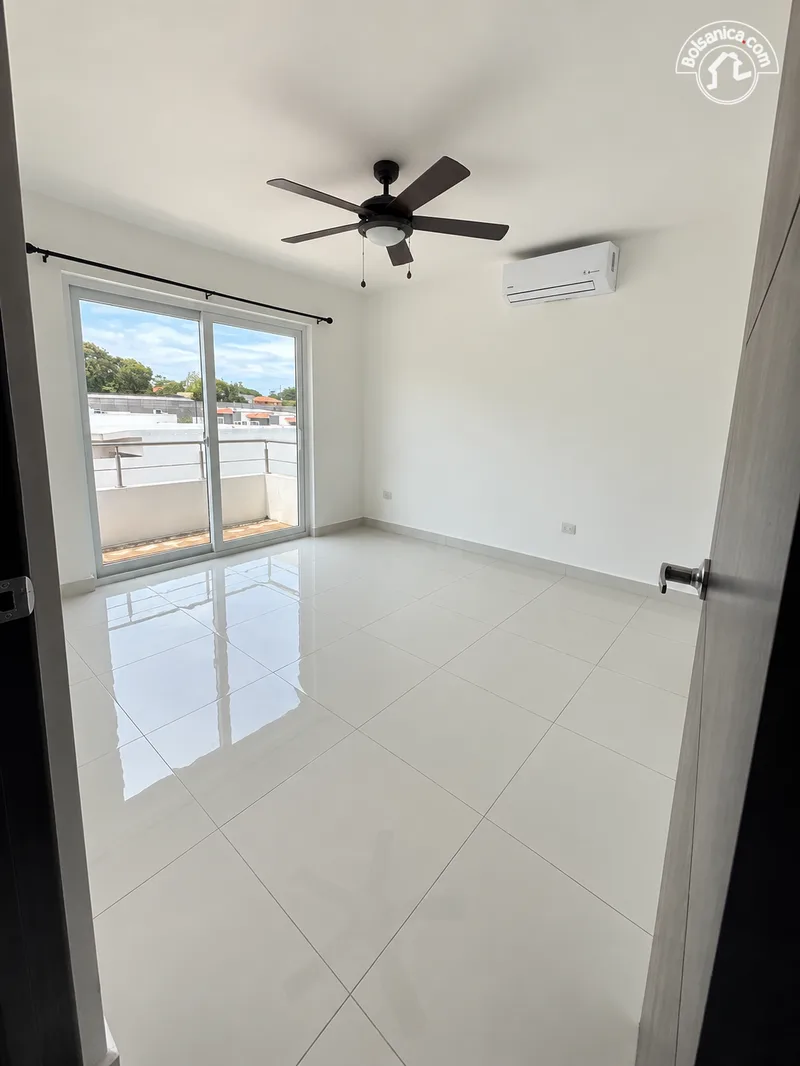 Alquiler de casa en Sendero de Las Colinas - foto 3