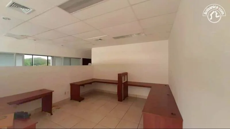 Alquiler de oficina en Edificio corporativo zona planes de Altamira 