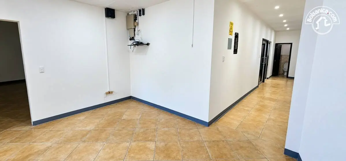 Alquiler de oficina en Las Colinas, Managua, foto 10