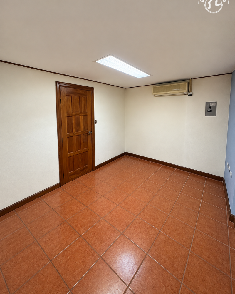 Oficina en alquiler en Altamira