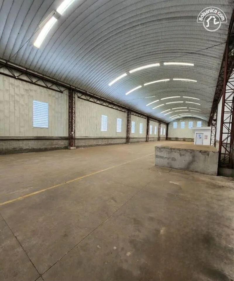 Alquiler bodega 600m2 carretera nueva león 