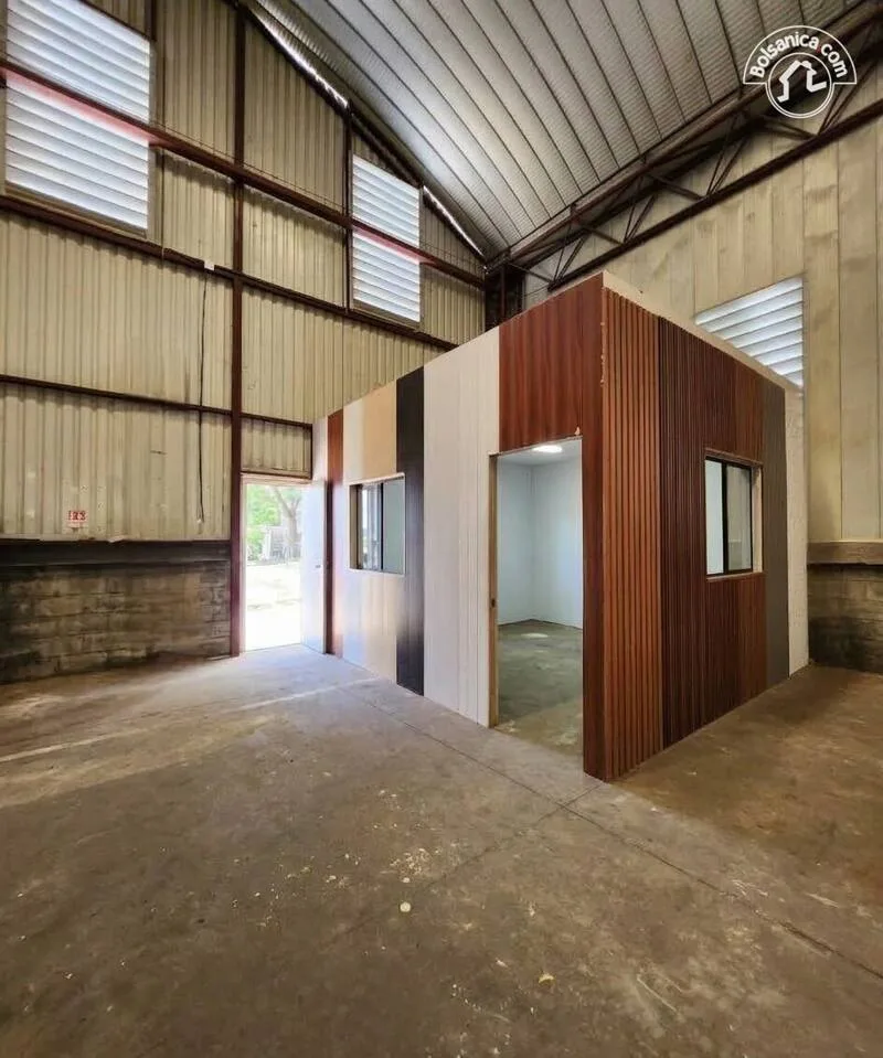 Alquiler bodega 600m2 carretera nueva león - foto 2