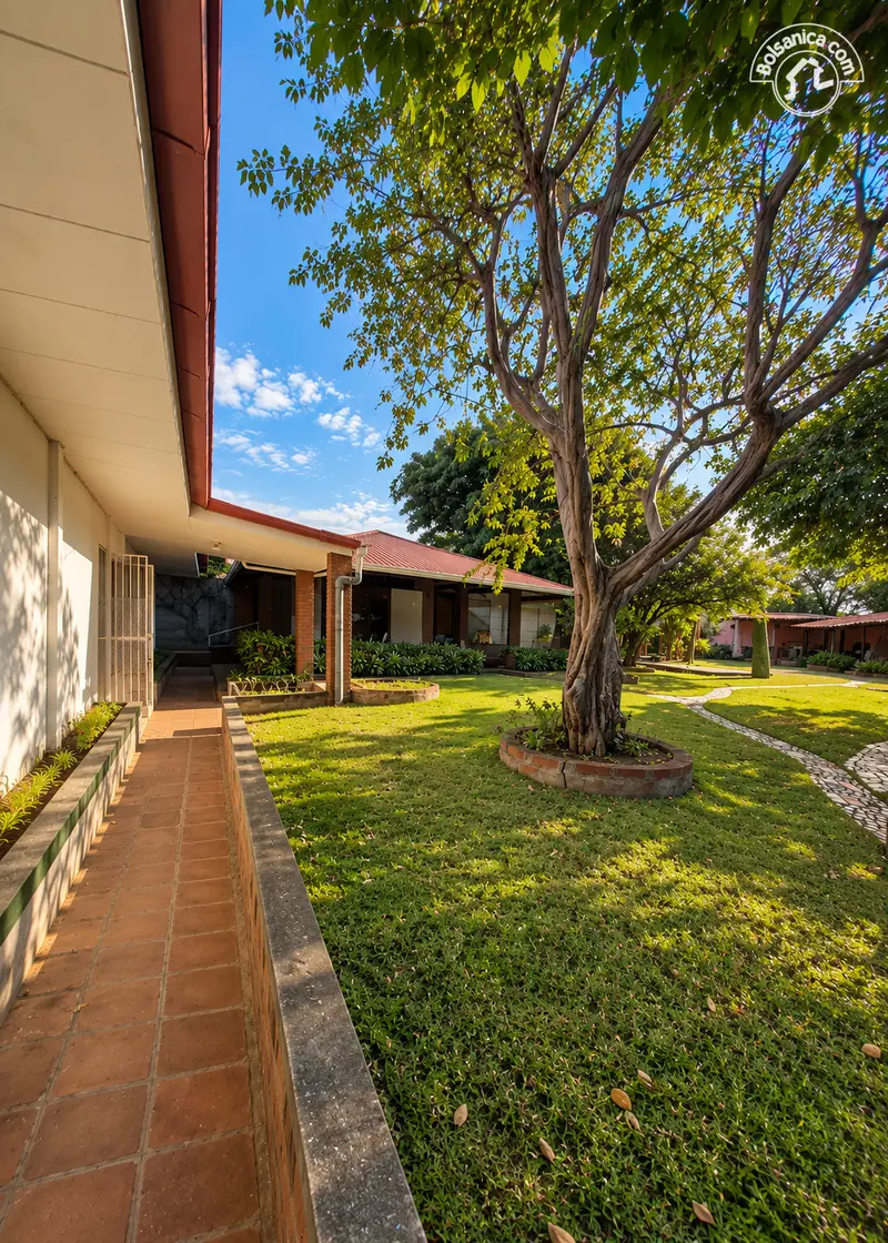 Casa en venta en Los Robles | US$380,000 - foto 4