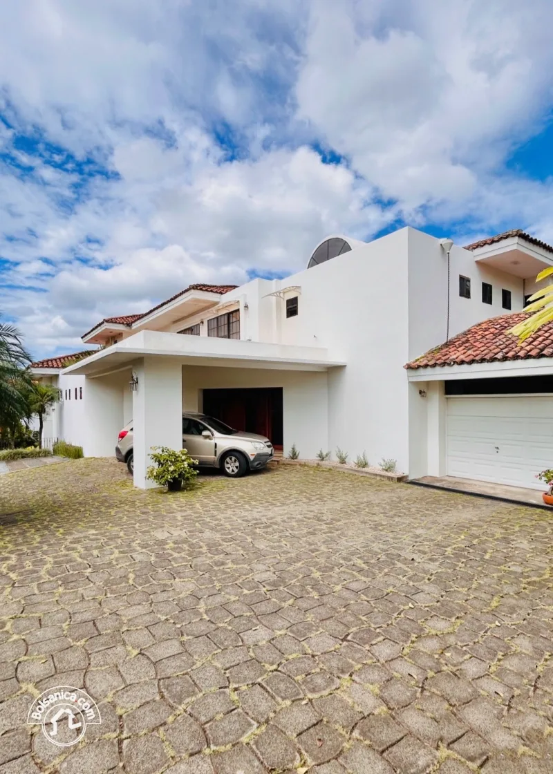 Venta de Casa $695,000